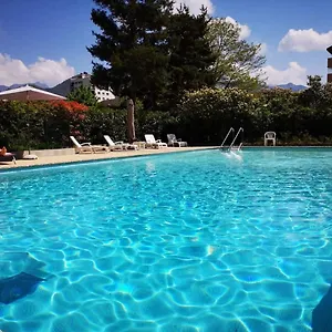 Mont Royal Balcon Et Piscine Appartement Annecy